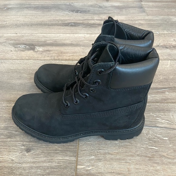 Timberland Women's 6 Inch Premium Waterproof Boots - Picture 3 of 9